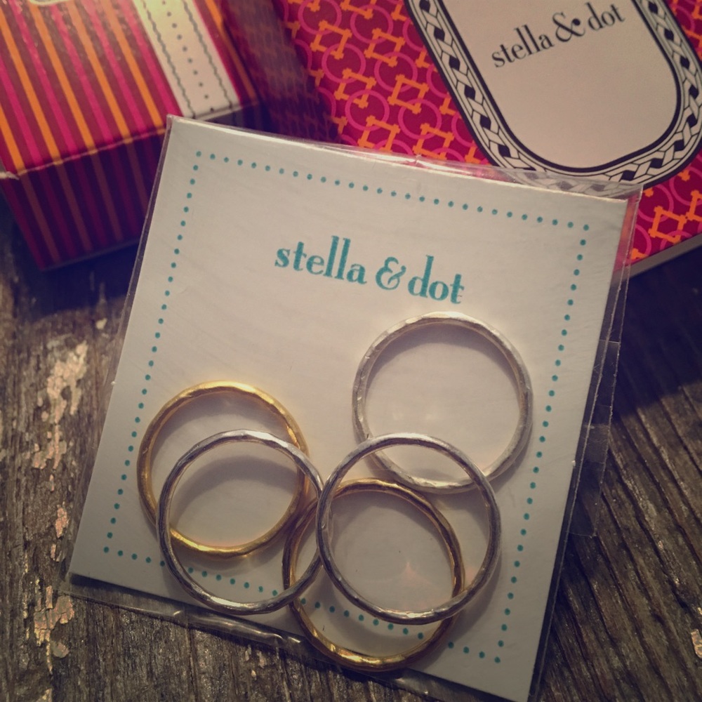 Stella & Dot stackable rings